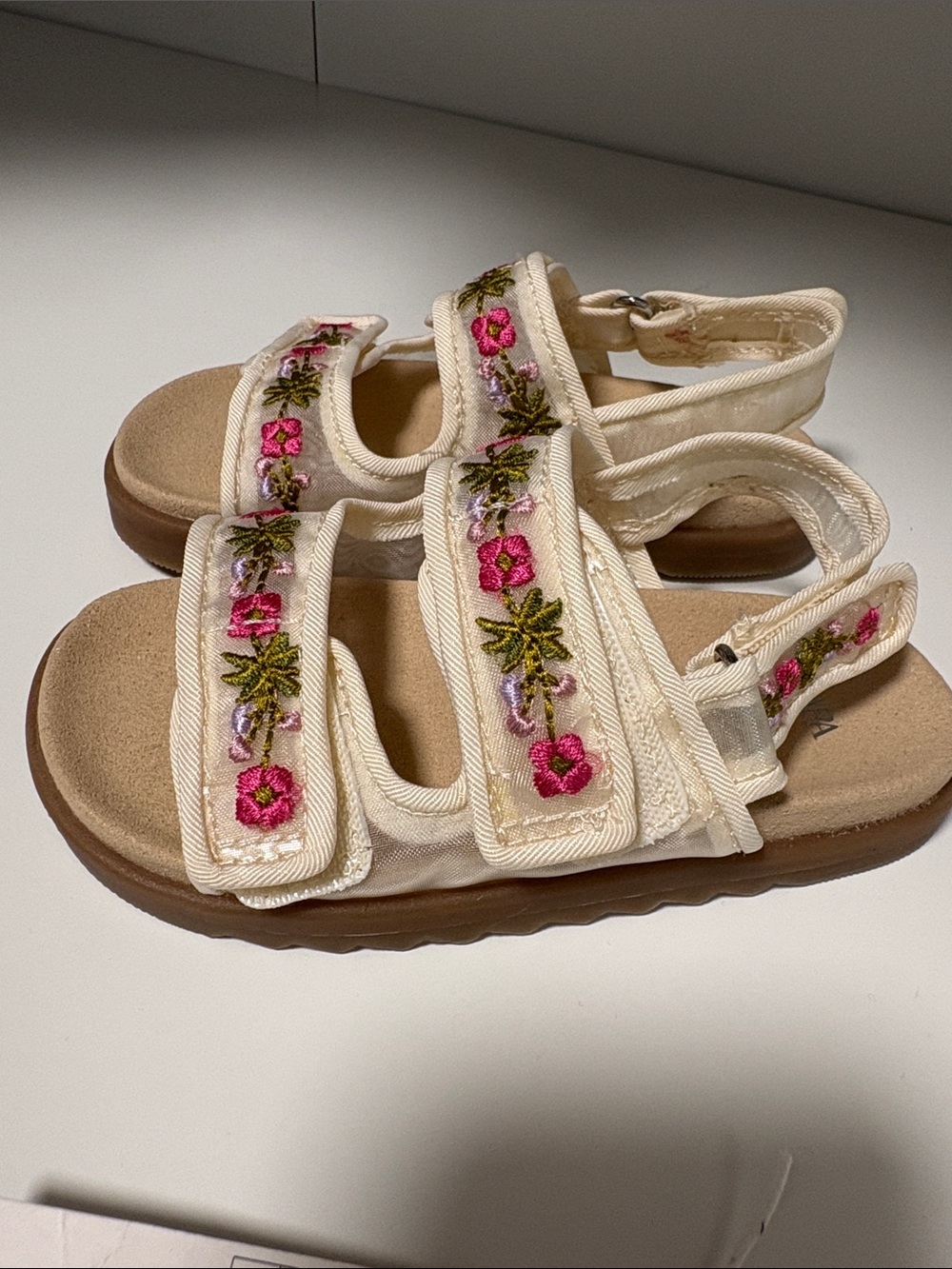 New Zara Cream Sandals with Pink & Green Floral Embroidery - Kids